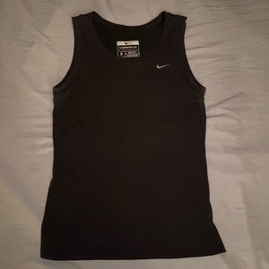 nike sports tank
